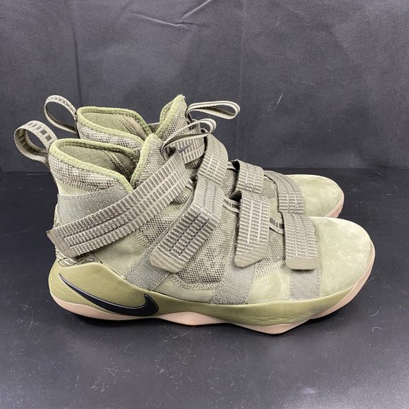 Nike Zoom Lebron XI II Sneakers 897646-200 Olive Military Camo Shoe MENS SZ 10.5 - Picture 1 of 11
